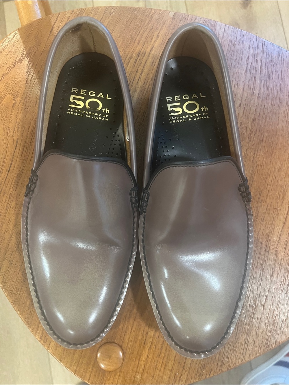 Men's Taupe Leather Slip-On Loafers Regal 50 Anniversary in Japan sz 24 1/2